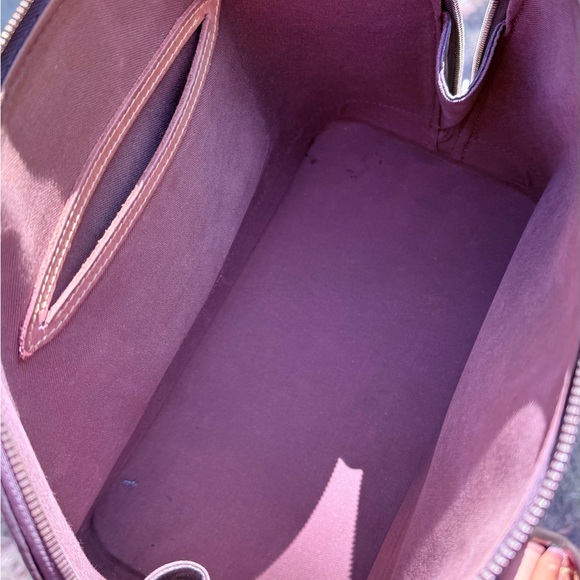 Authentic Louis Vuitton Alma - Picture 9 of 14